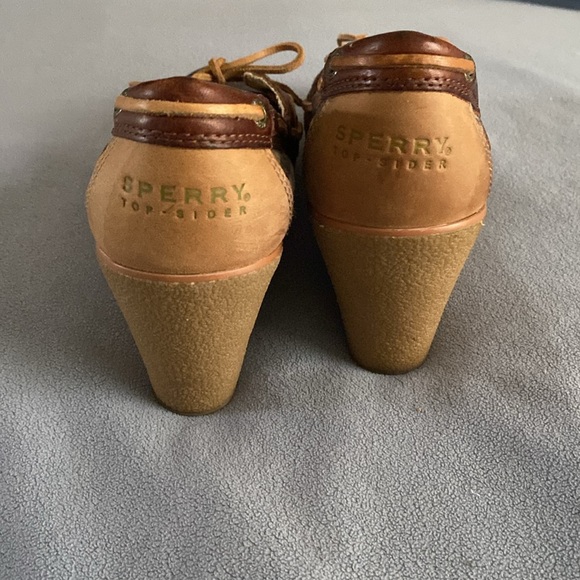 Sperry vintage wedge heels! So cute and comfortable size 8 leather - Picture 5 of 6